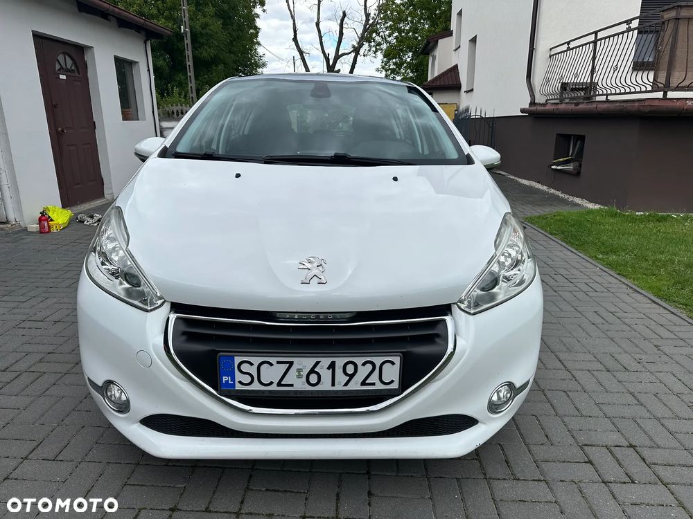 Peugeot 208 1.6 e-HDi Allure STT - 3