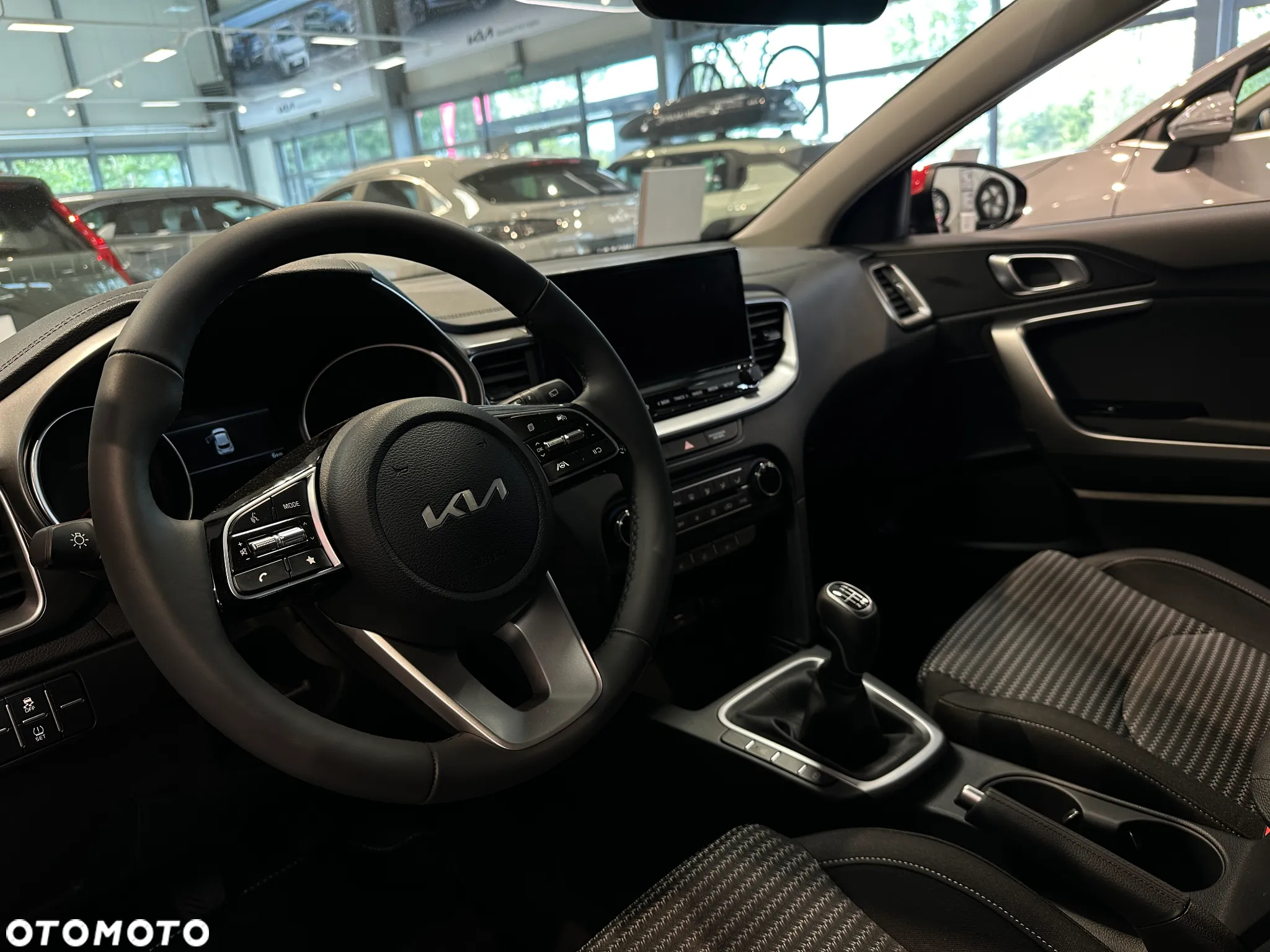 Kia XCeed 1.5 T-GDI M - 12