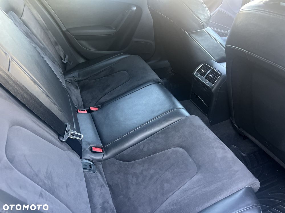 Audi A4 Avant 2.0 TDI Quattro S tronic - 20