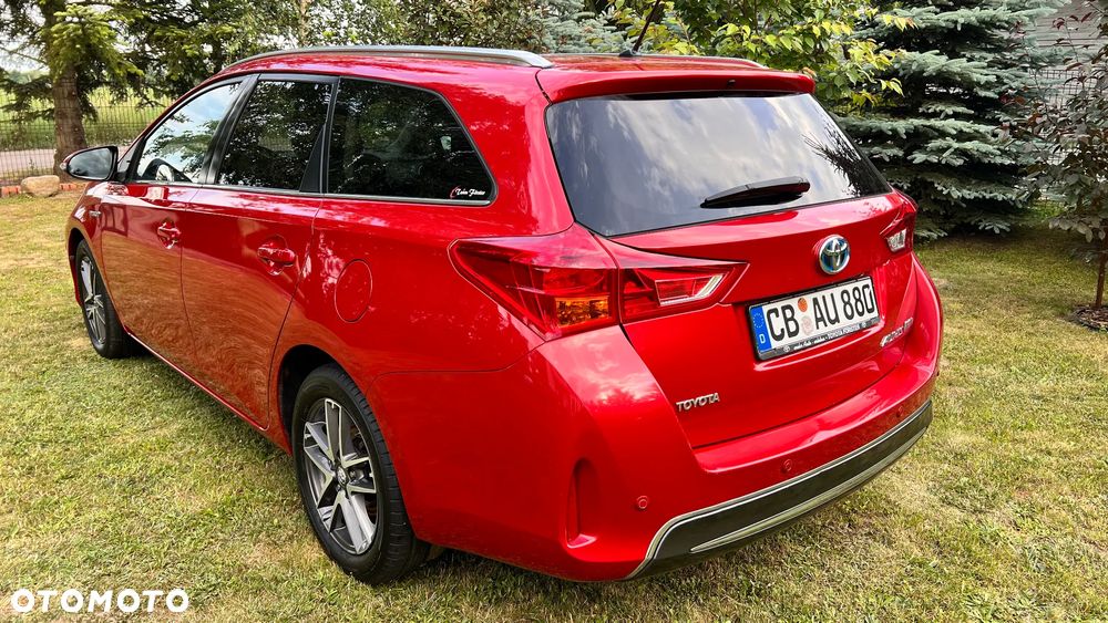 Toyota Auris - 2
