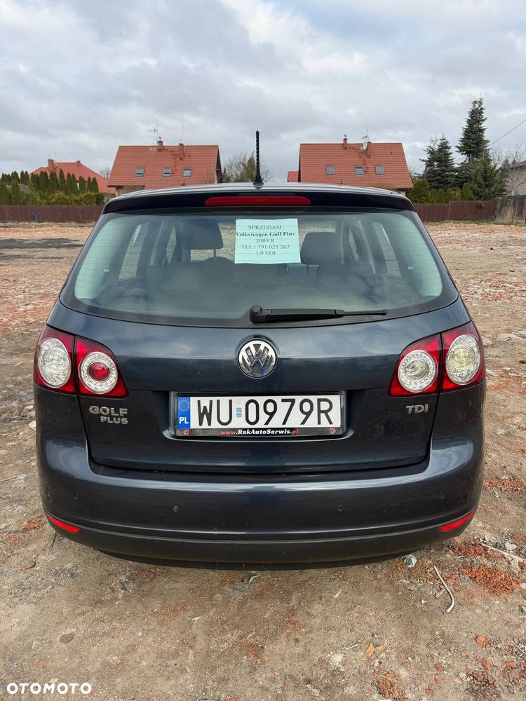 Volkswagen Golf Plus - 8