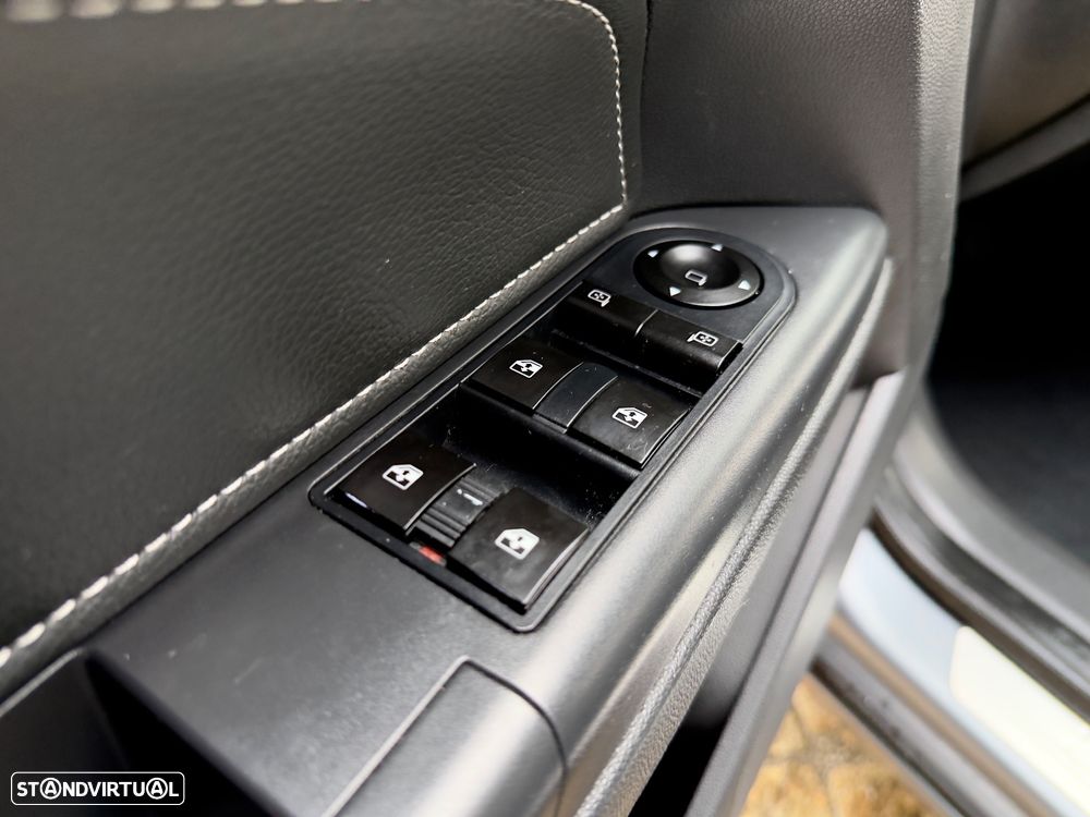 Opel Astra 1.3 CDTi Cosmo - 33