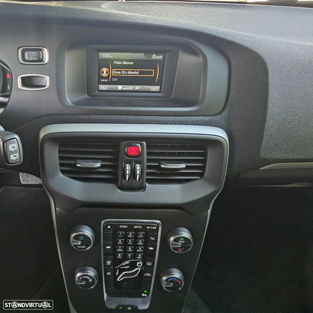 Volvo V40 1.6 D2 Kinetic Powershift Eco - 52