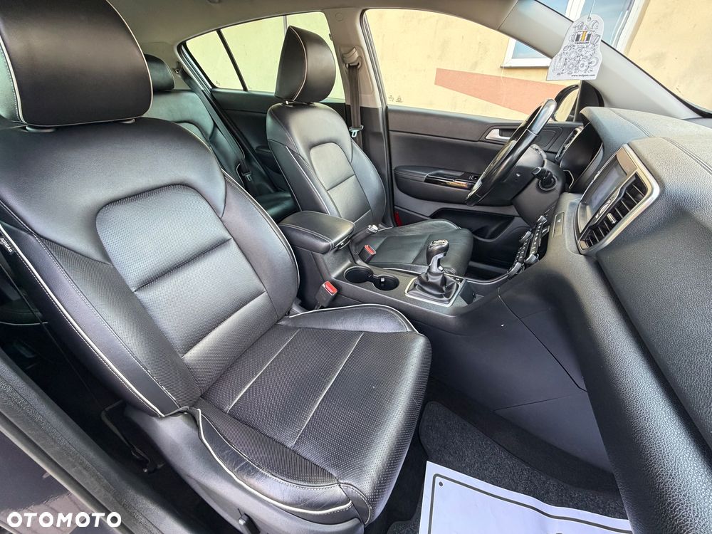 Kia Sportage 1.6 GDI Black Edition 2WD - 10