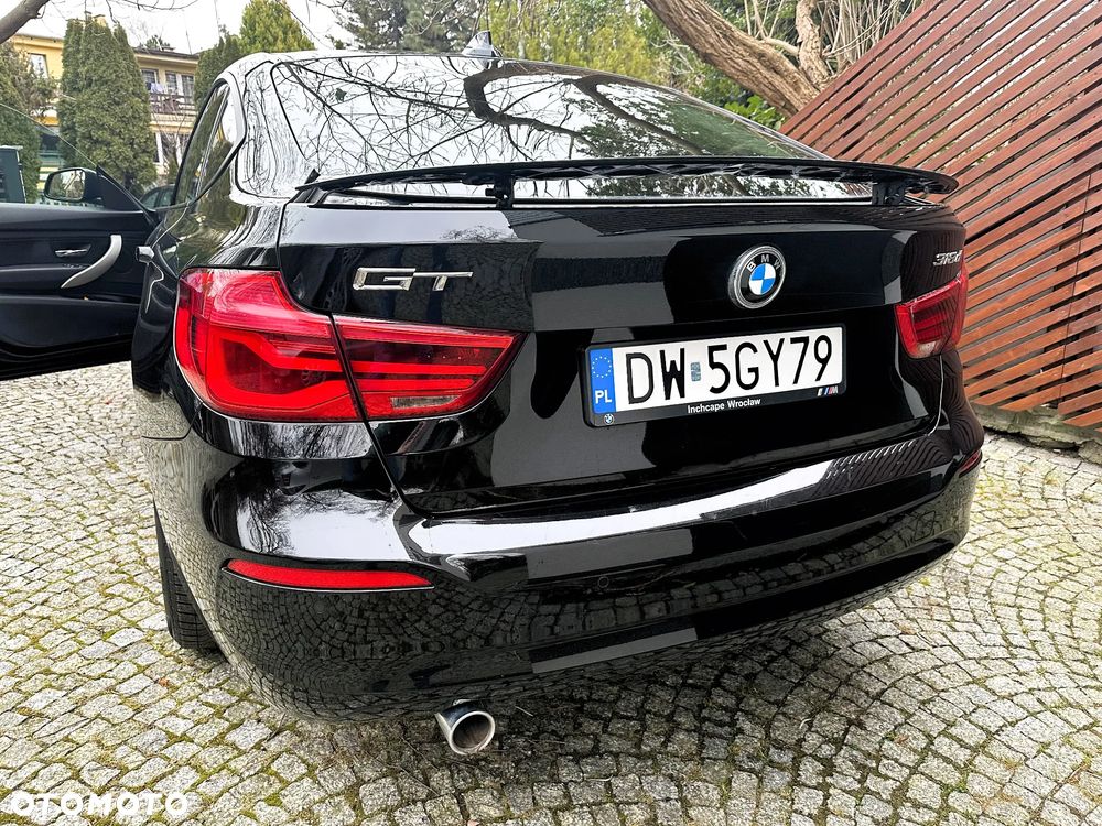 BMW Seria 3 318d - 4