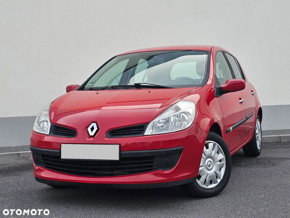 Renault Clio - 1