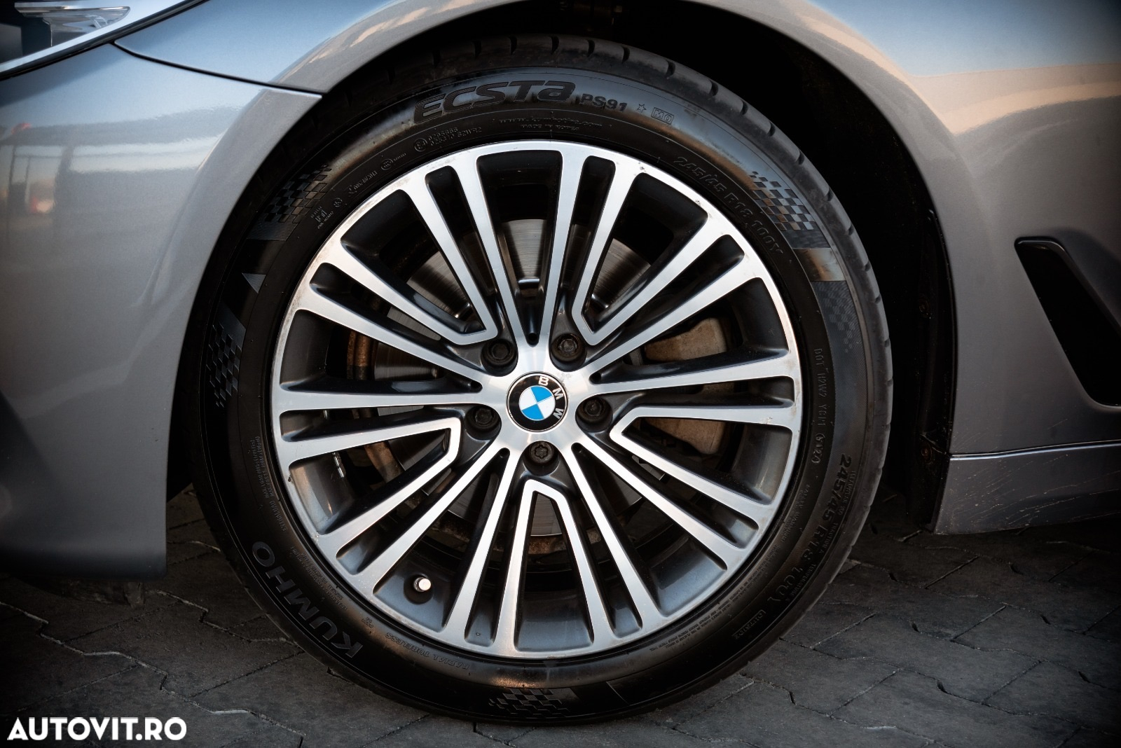 BMW Seria 5 520d AT - 38