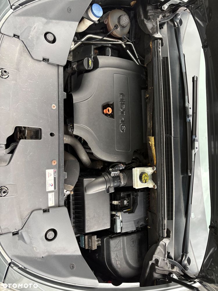 Citroën DS5 2.0 HDi Pure Pearl - 14