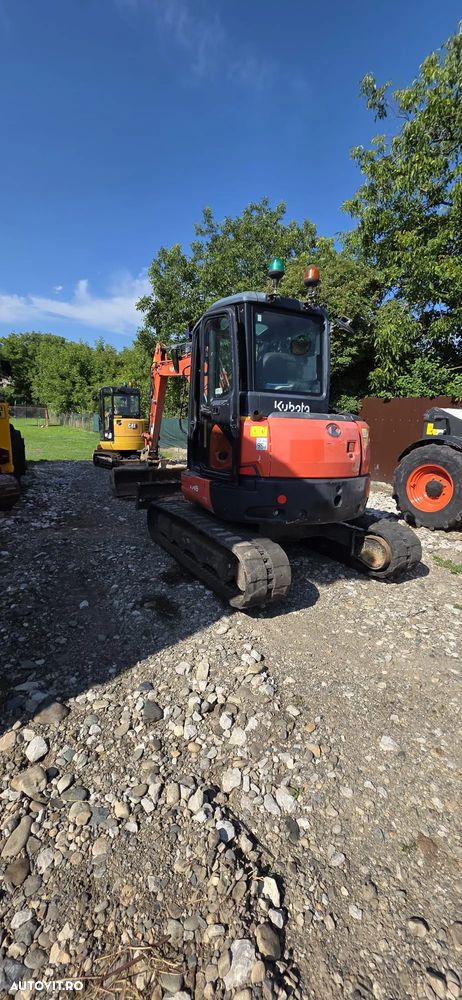 Kubota U48 - 10