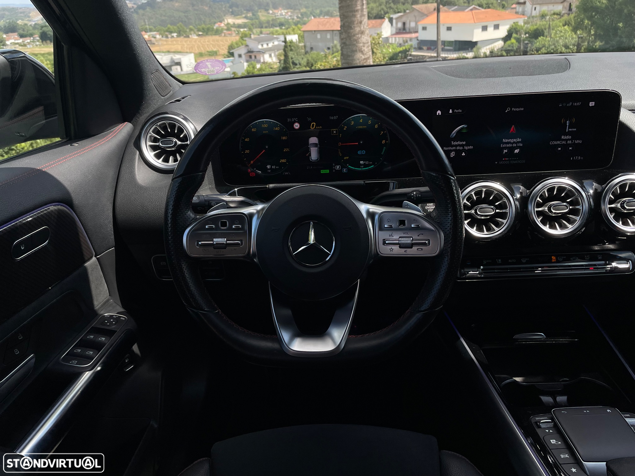 Mercedes-Benz GLA 250 e AMG Line - 27