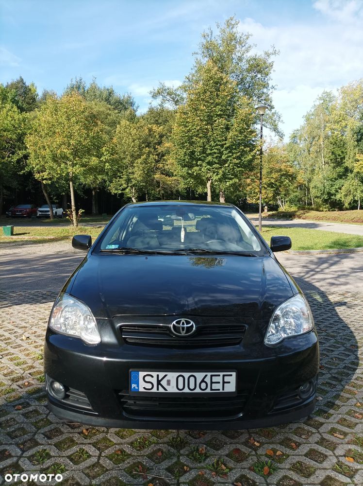 Toyota Corolla - 2