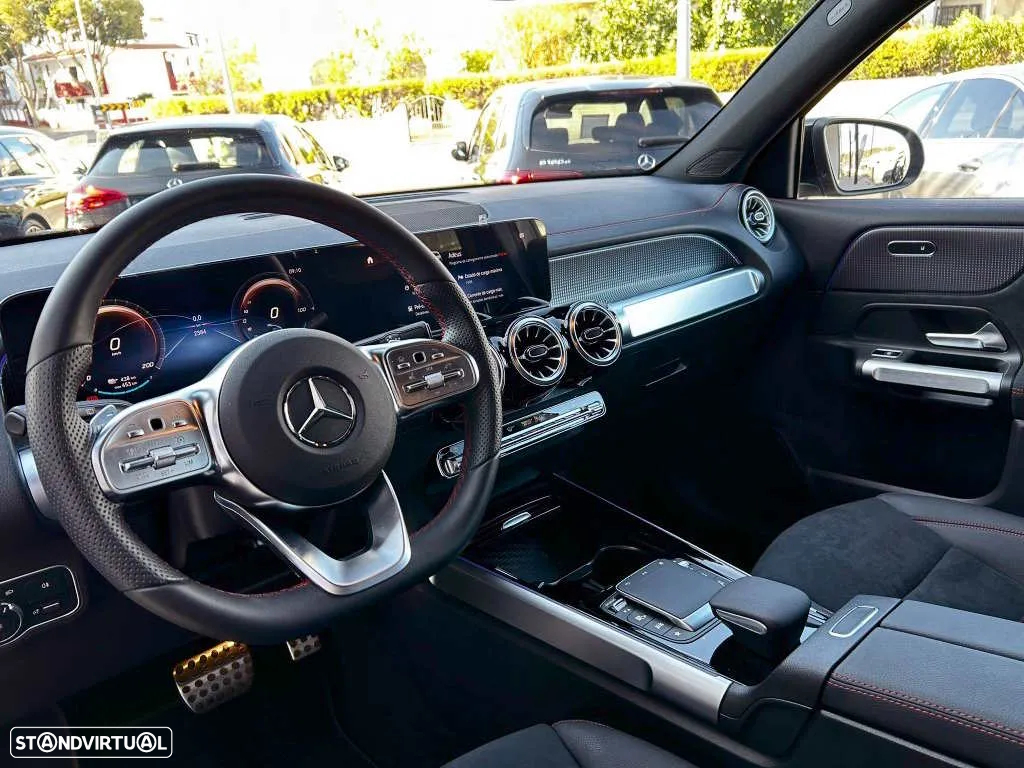 Mercedes-Benz EQB 250 AMG Line - 2