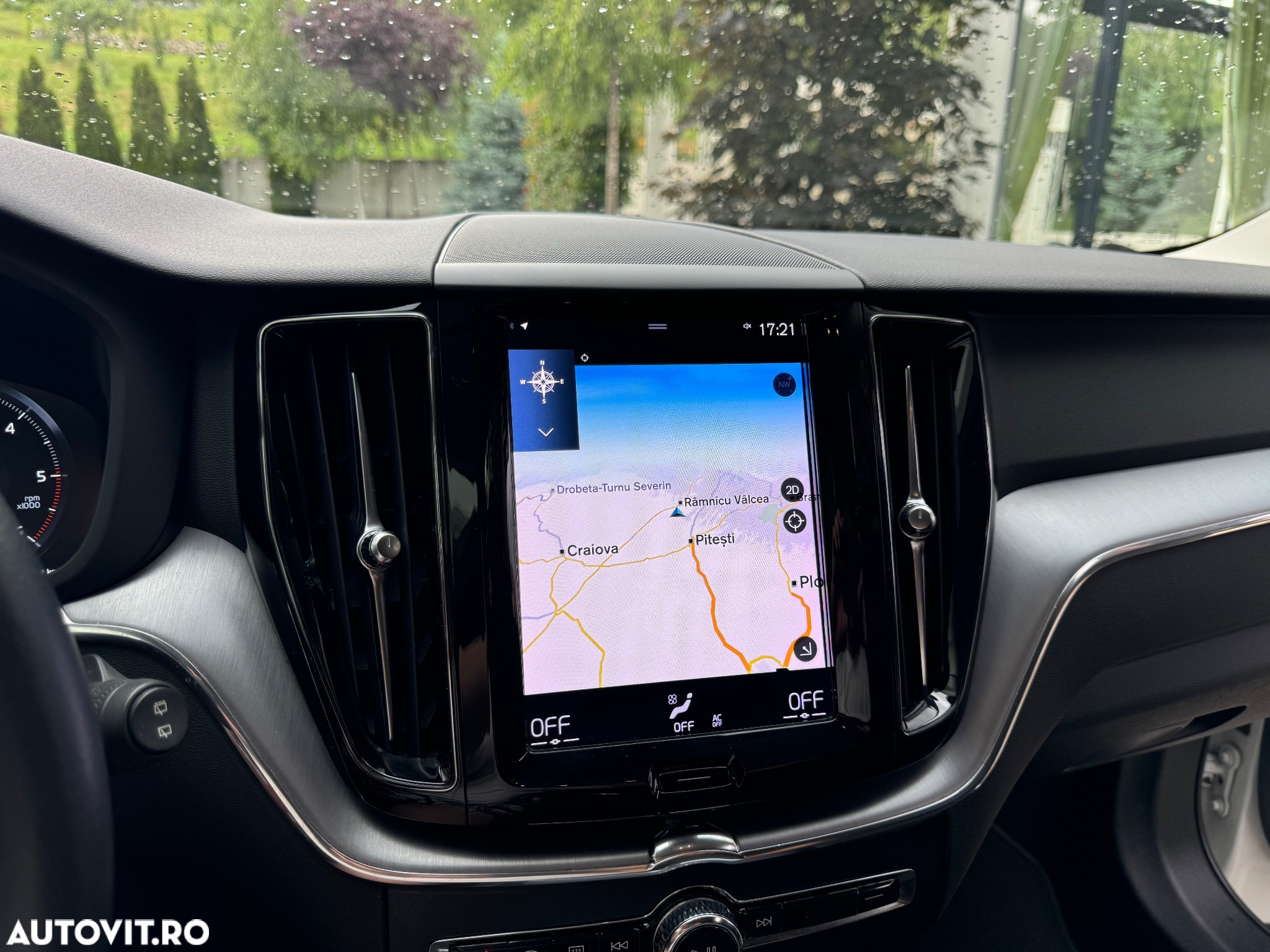 Volvo XC 60 B4 D AWD Geartronic Momentum - 25