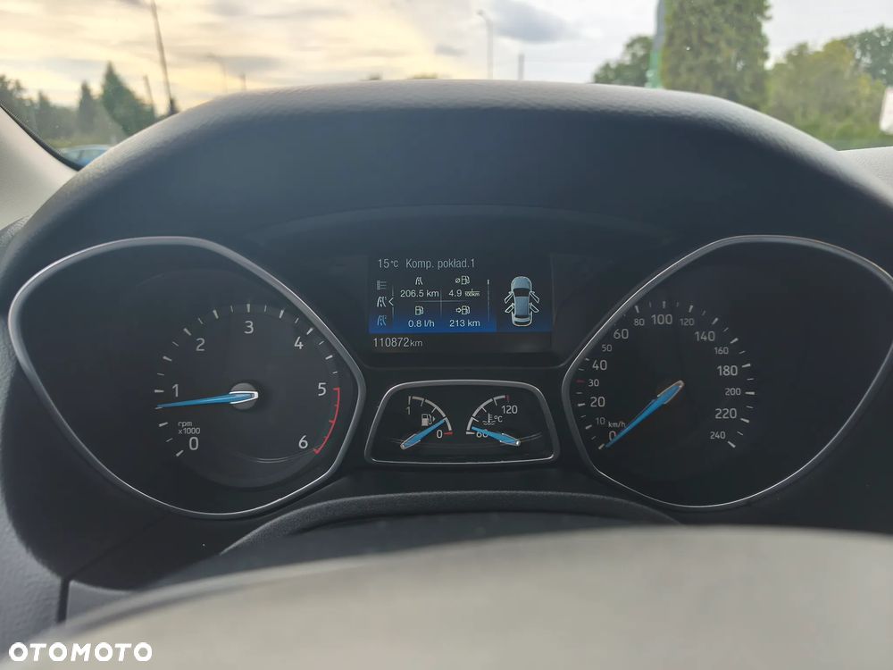 Ford Focus - 25