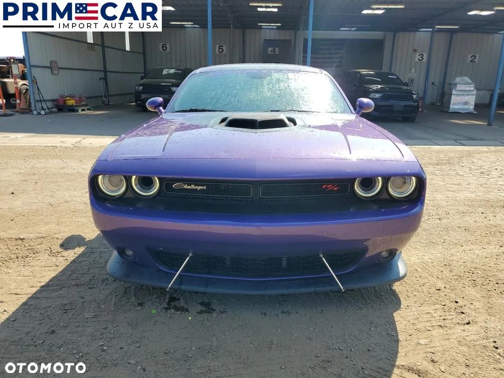 Dodge Challenger 6.4 Scat Pack - 5