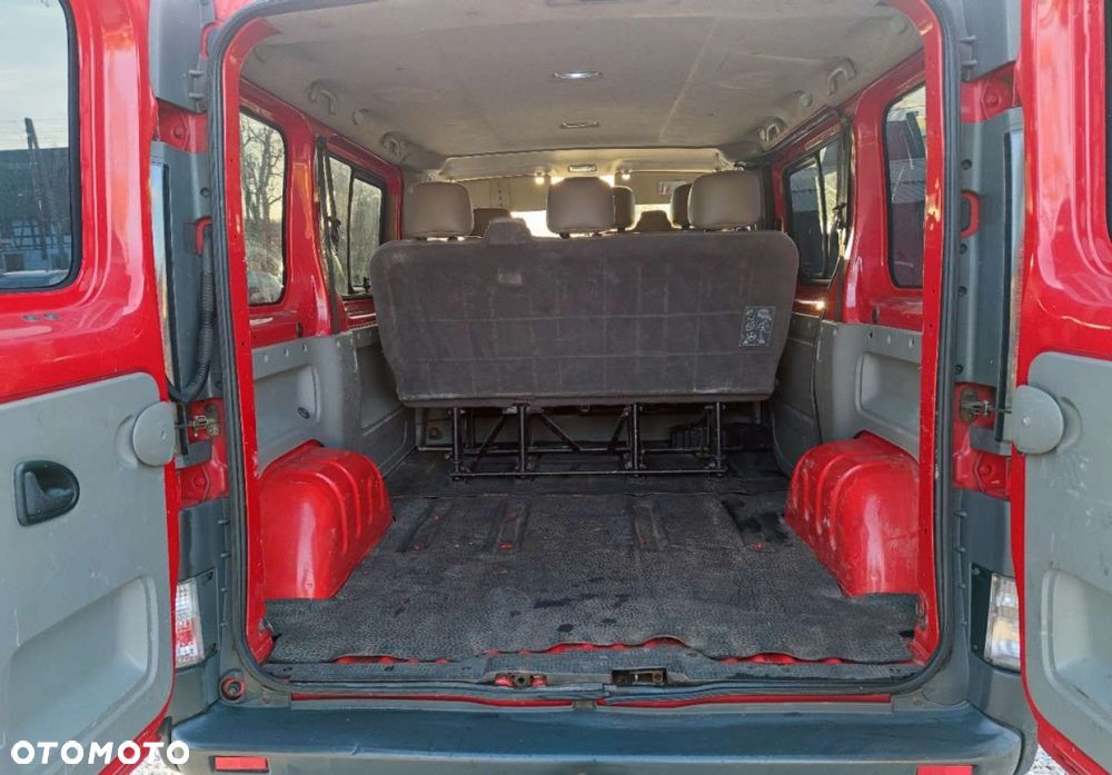Opel Vivaro - 18