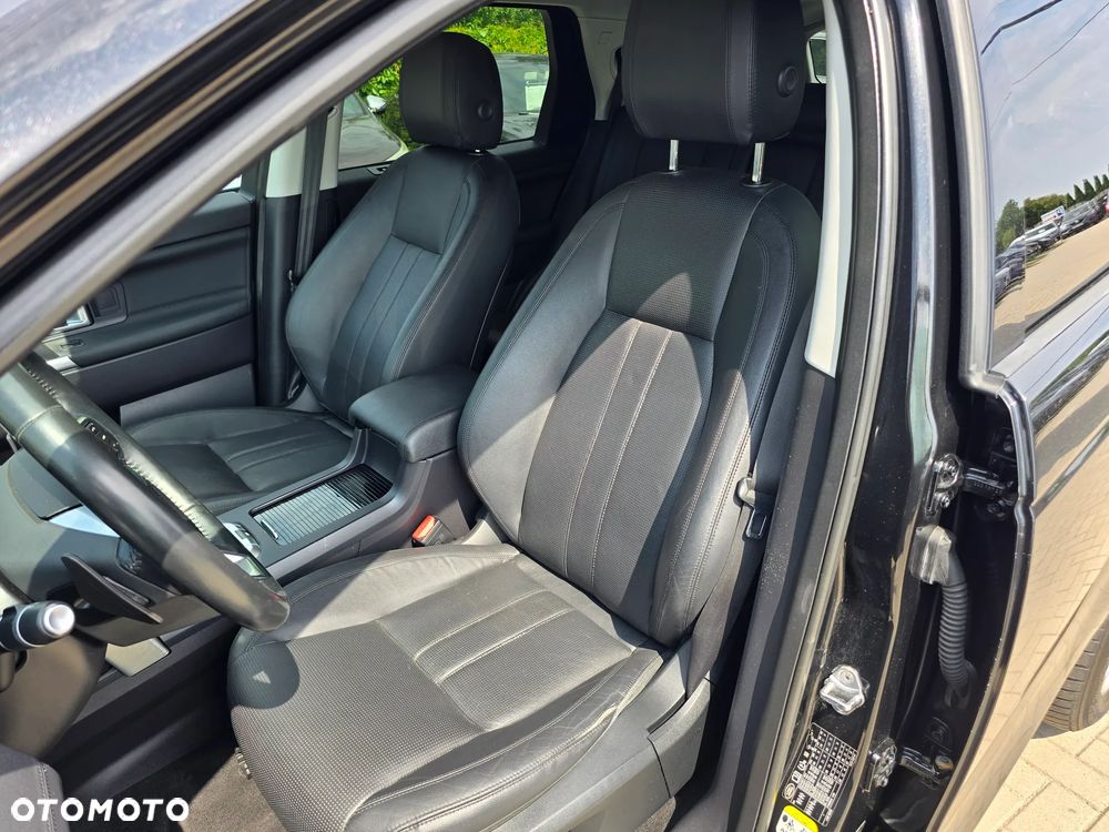 Land Rover Discovery Sport - 12