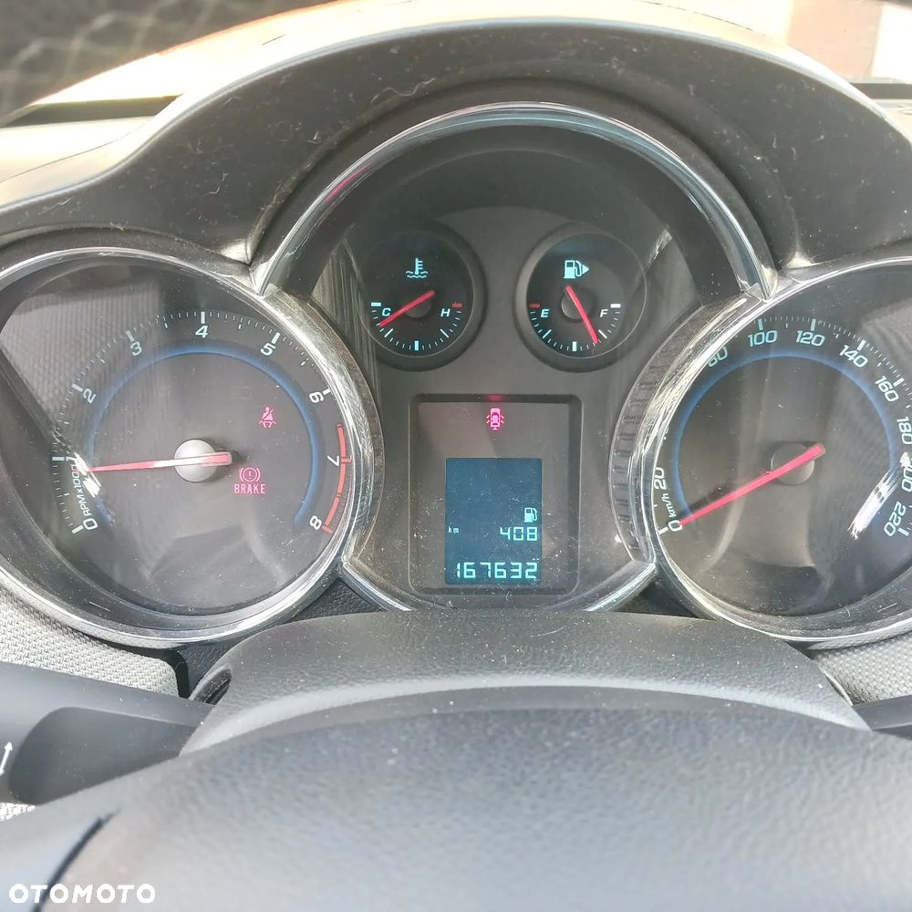 Chevrolet Cruze - 13