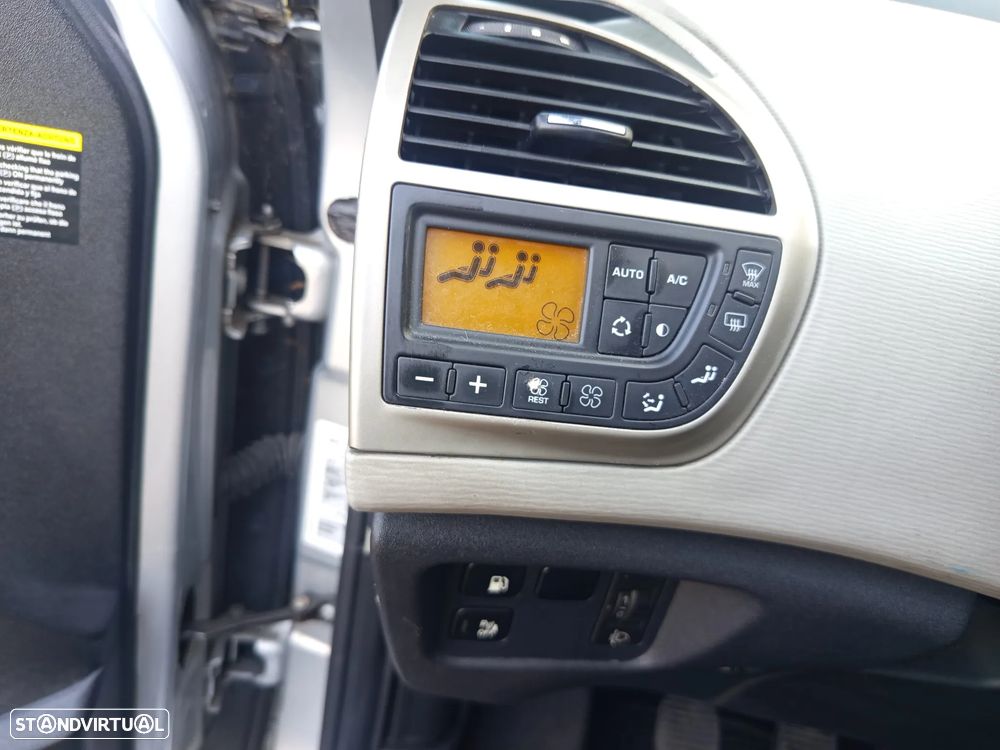 Citroën C4 Picasso 1.6 HDi Dynamique - 15