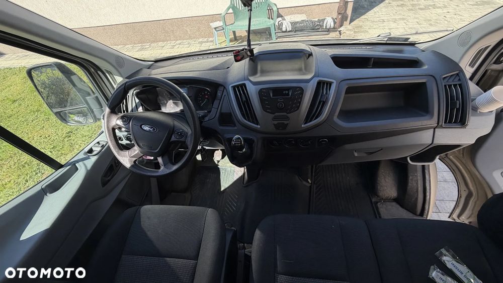 Ford Transit - 16