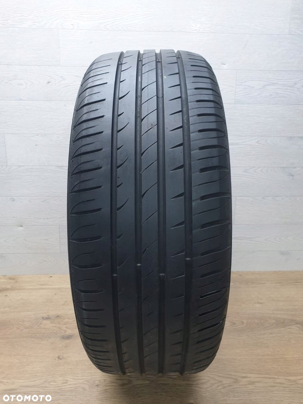 Opona letnia Hankook Ventus Prime 2 215/55R17 94 W rant ochronny - 1