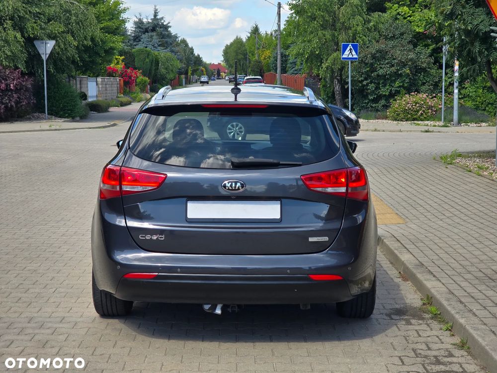 Kia Ceed 1.6 CRDi L - 10