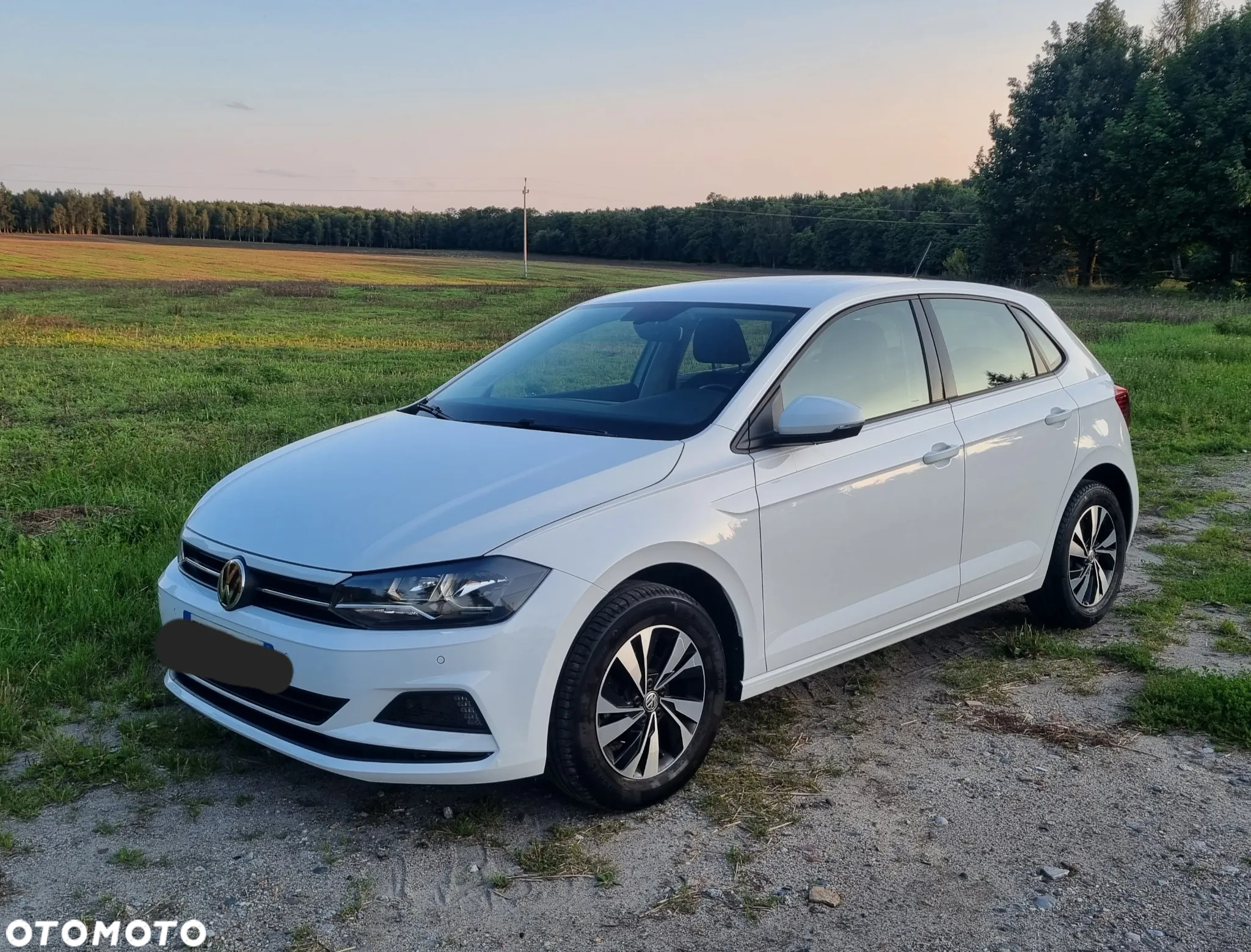 Volkswagen Polo 1.0 TSI Comfortline DSG - 2