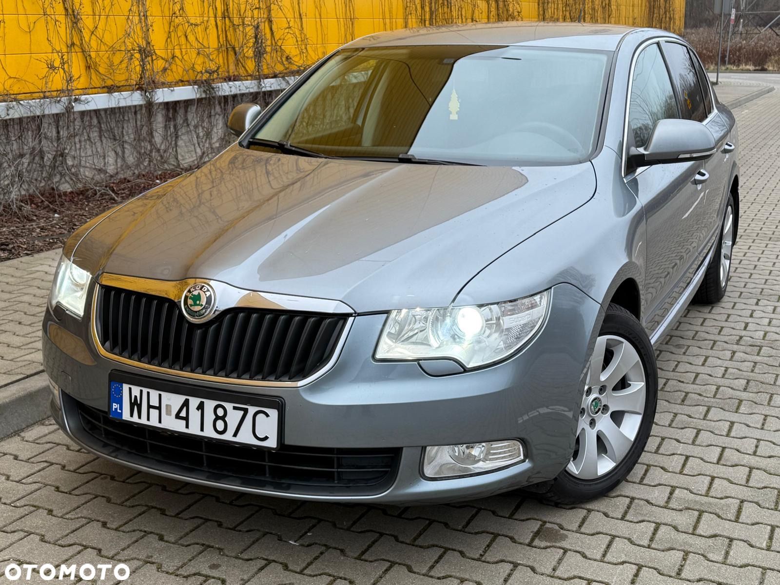 Skoda Superb 1.4 TSI Ambition - 1