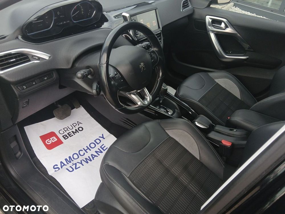 Peugeot 2008 - 10