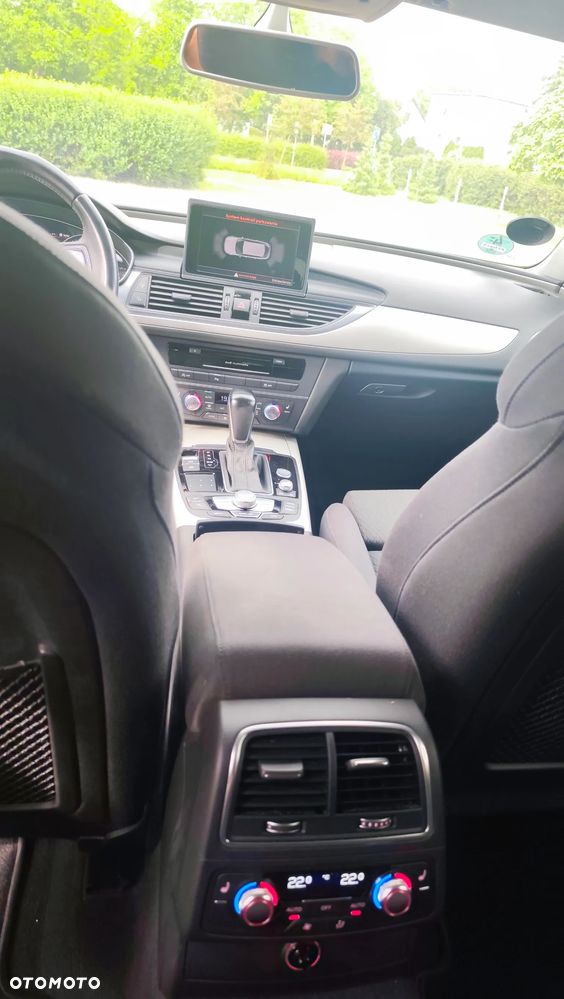 Audi A6 Avant 2.0 TDI Ultra S tronic - 35