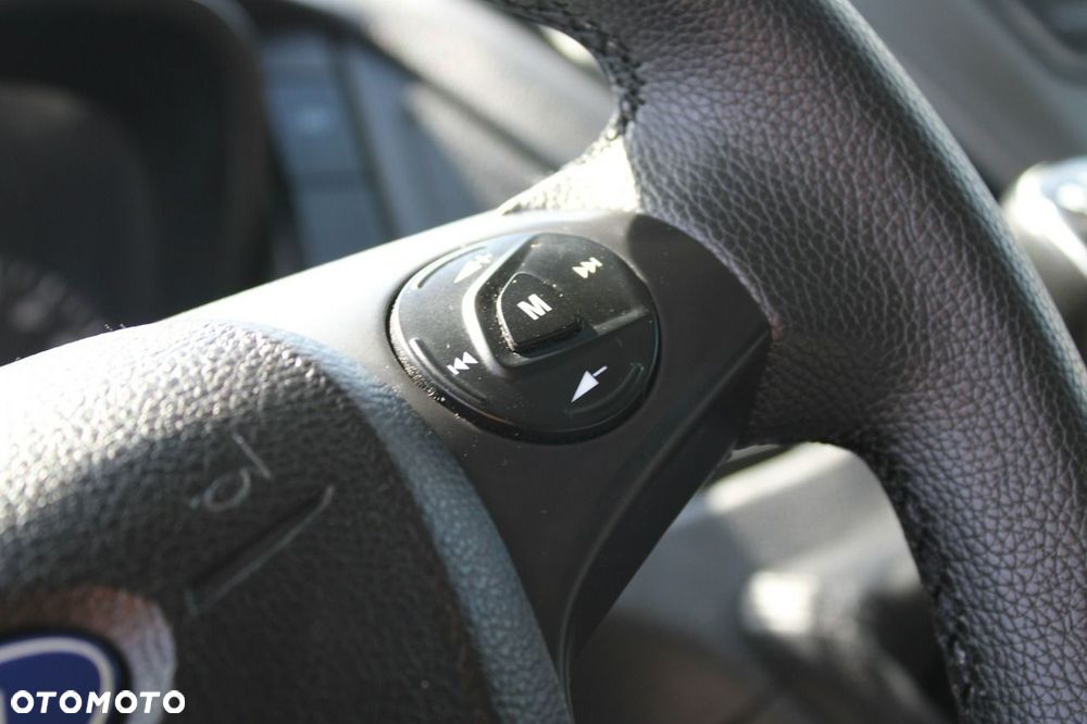 Ford Transit - 17