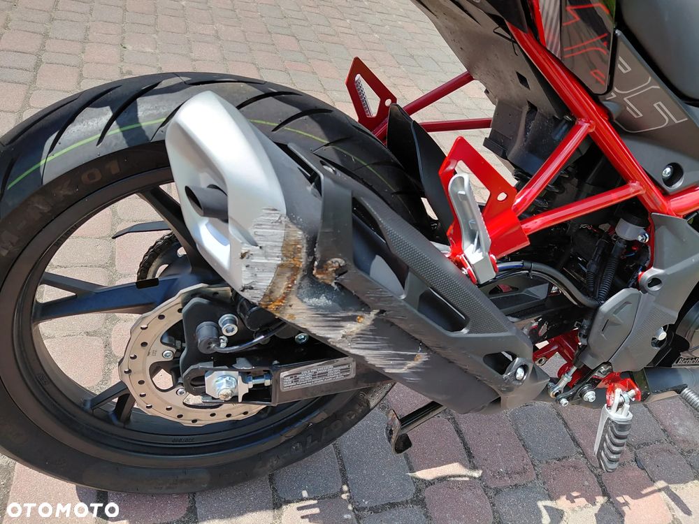 Benelli BN 125 - 11