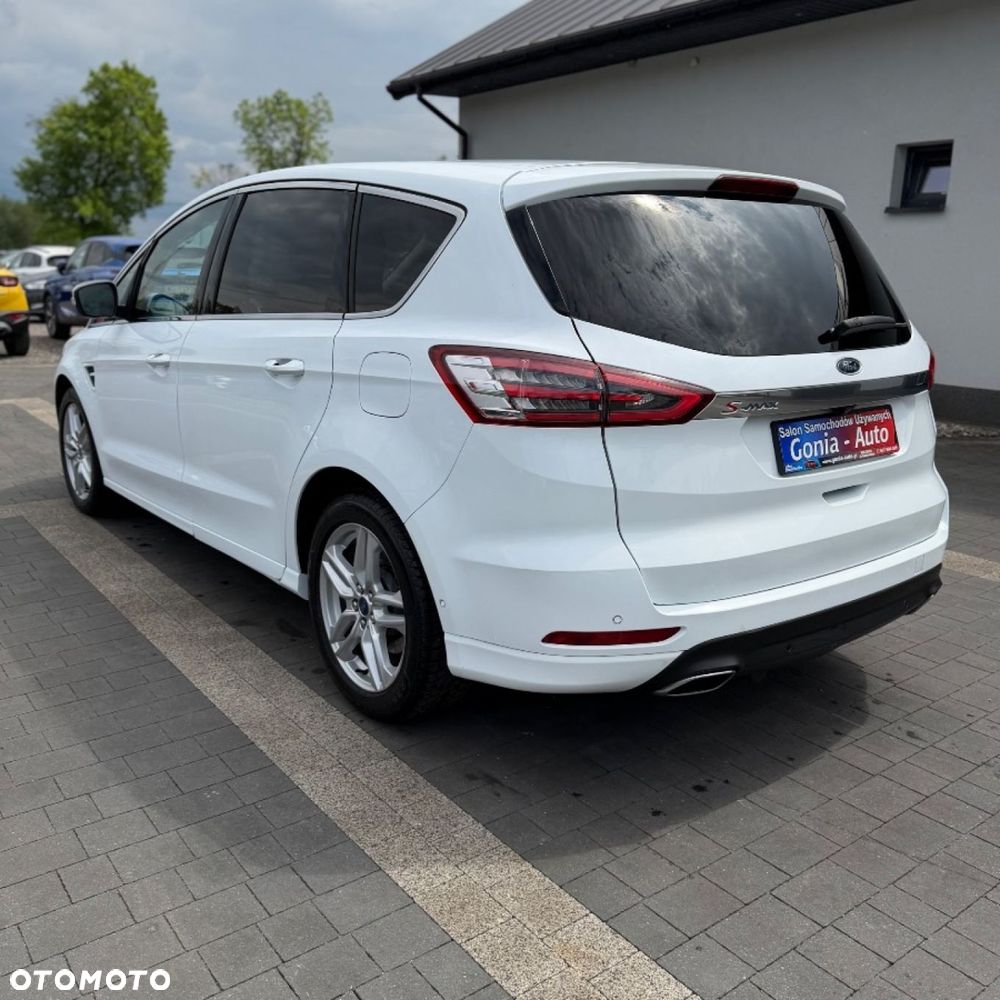 Ford S-Max - 8