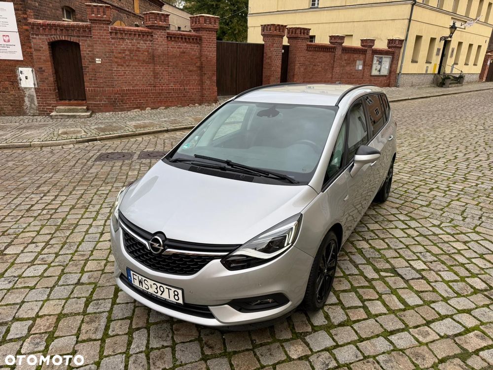 Opel Zafira - 13