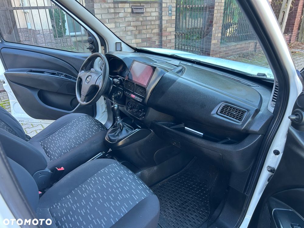 Opel Combo - 14