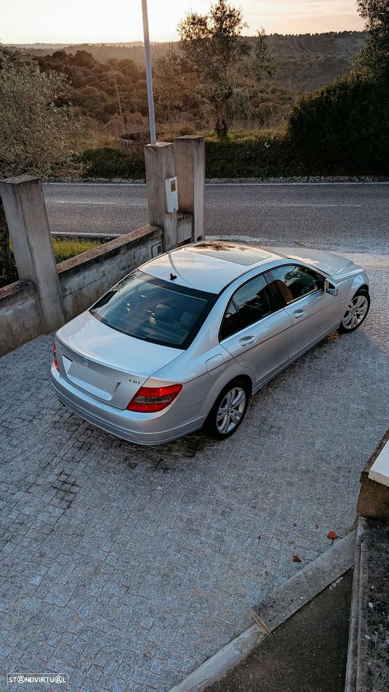 Mercedes-Benz C 220 CDI DPF BlueEFFICIENCY - 12