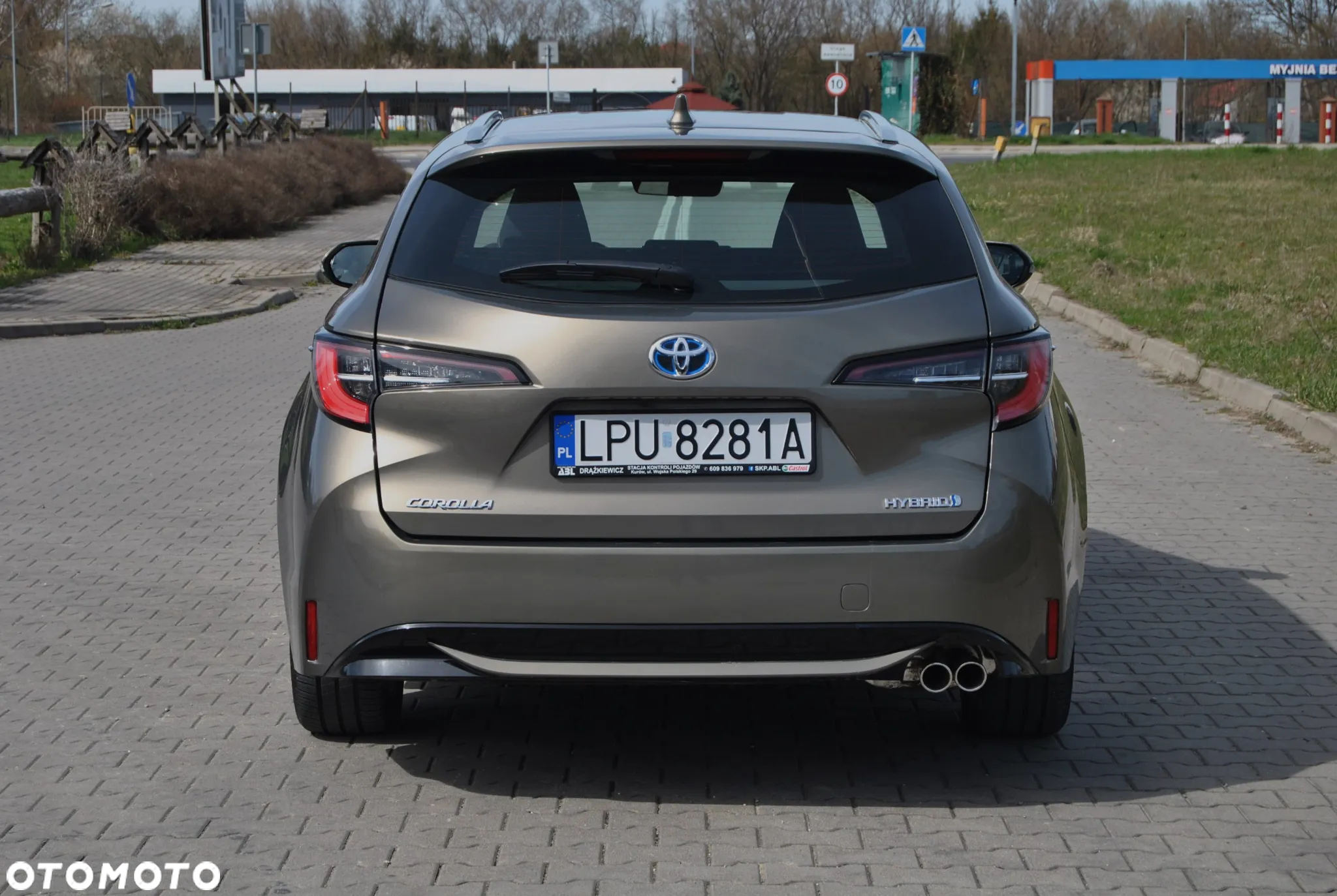 Toyota Corolla 2.0 Hybrid Touring Sports Business Edition - 22