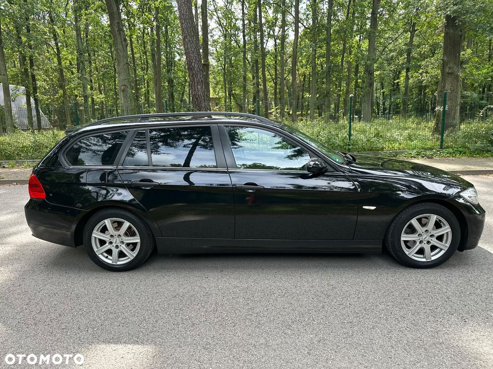 BMW Seria 3 318i - 16