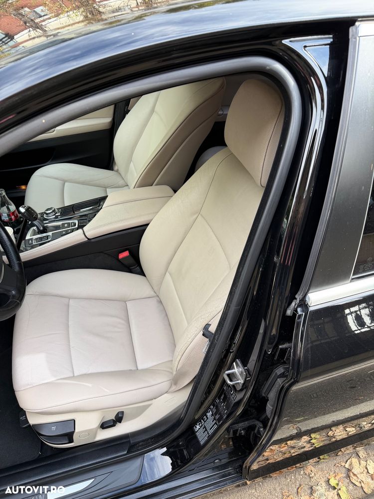 BMW Seria 5 525d xDrive - 4