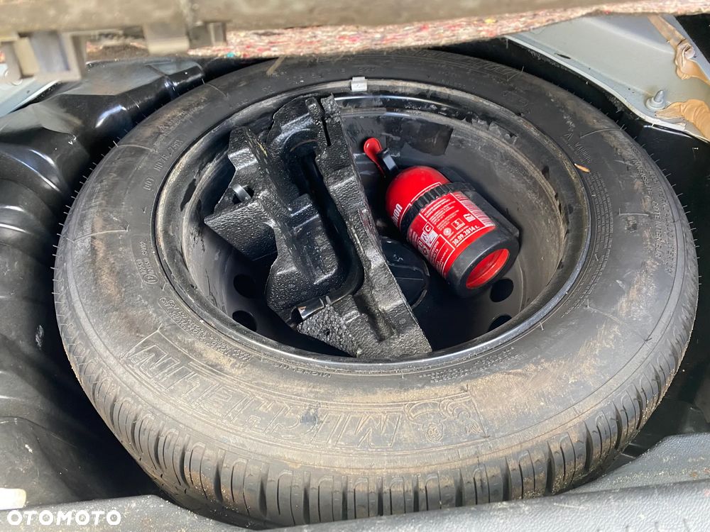 Renault Scenic 1.5 dCi Dynamique - 15