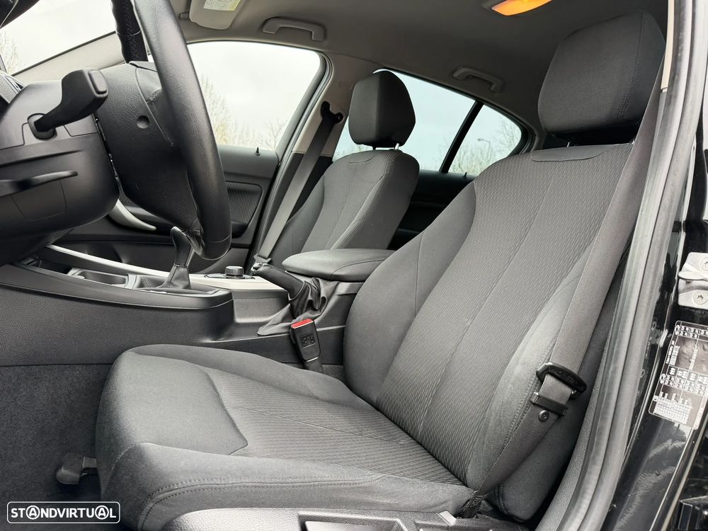 BMW 118 i Sport Line - 21