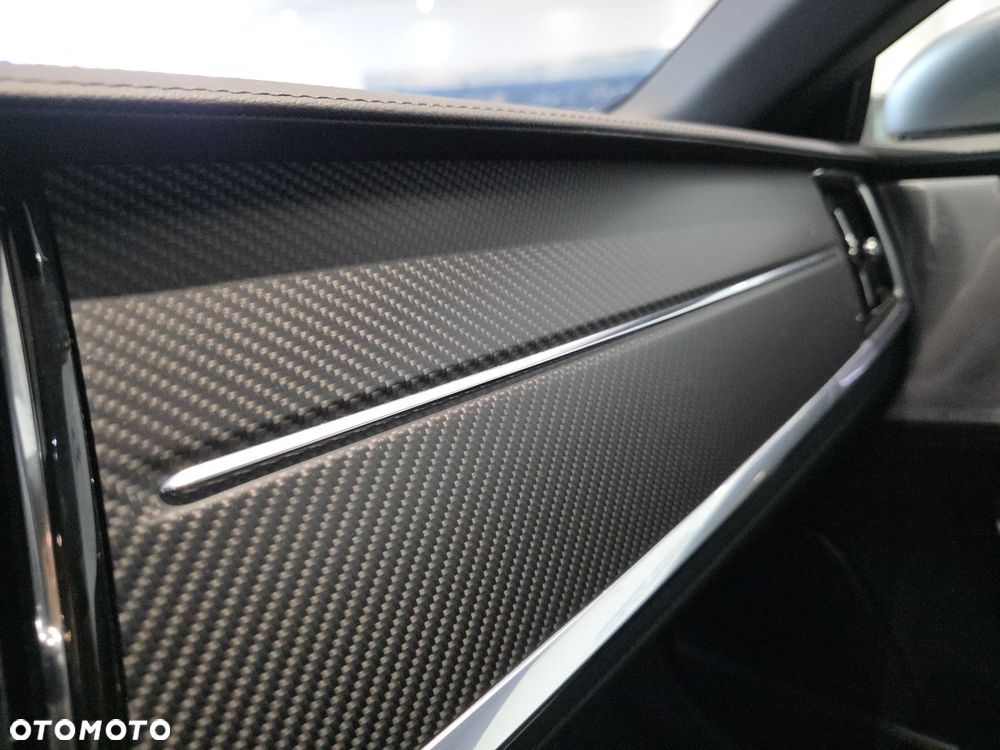 Polestar Inny - 24
