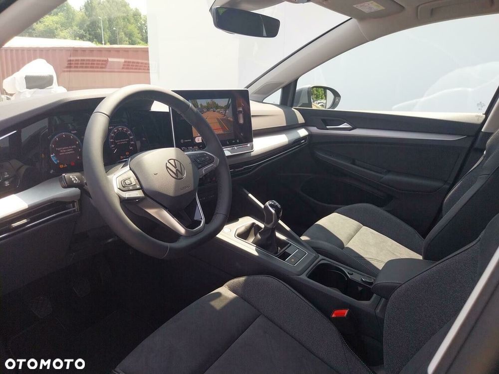 Volkswagen Golf VIII 1.5 TSI Life Plus - 11