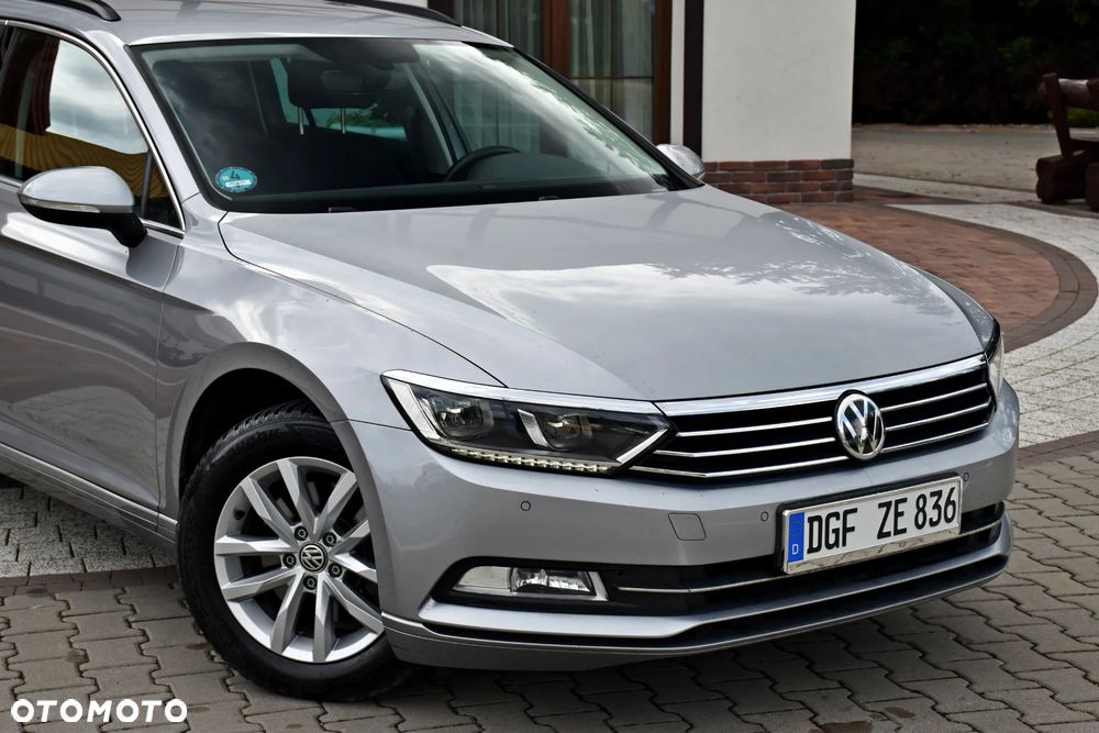 Volkswagen Passat 2.0 TDI SCR DSG Comfortline - 7