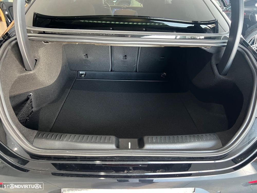 Mercedes-Benz CLA 250+ EQ - 35