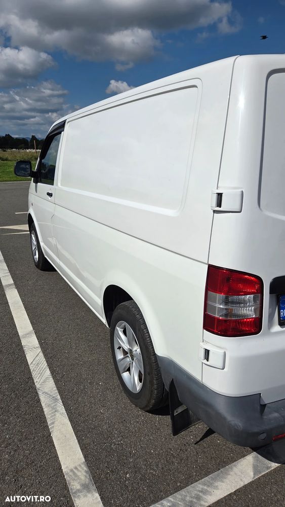 Volkswagen Transporter Multivan Comfortline Scurt - 4