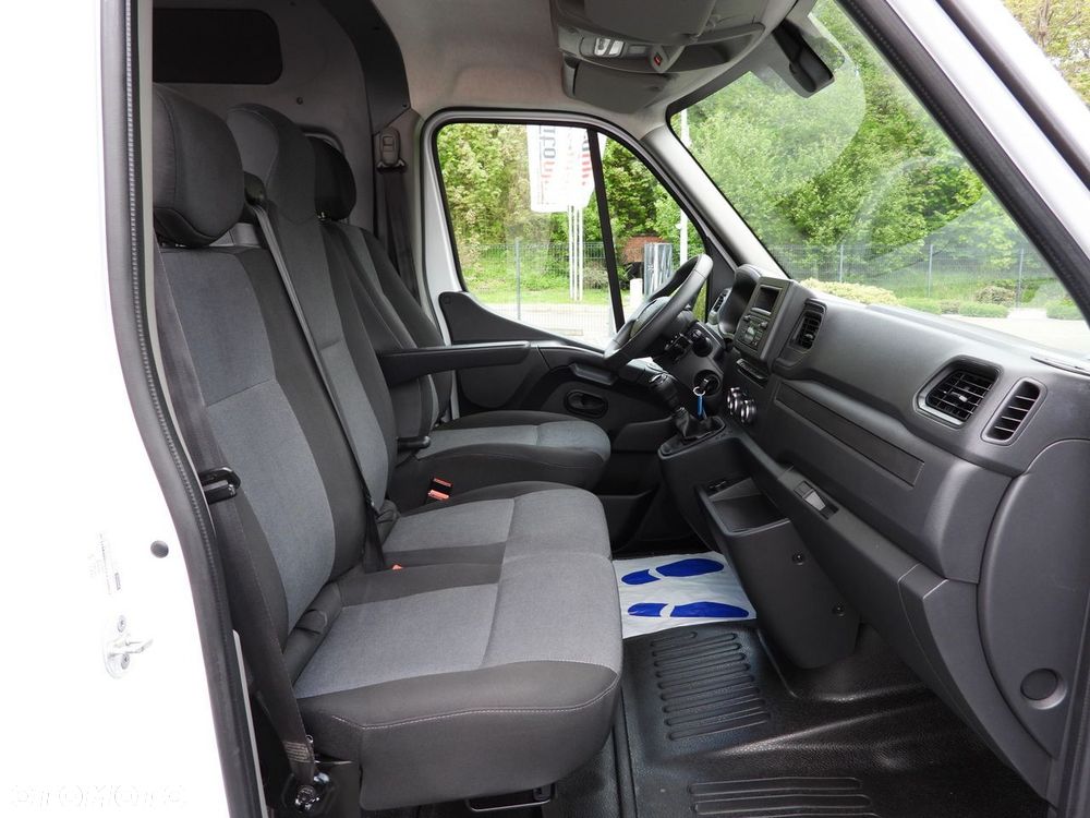 Renault MASTER BRYGADÓWKA 7 MIEJSC TEMPOMAT LEDY KLIMATYZACJA  165KM - 34