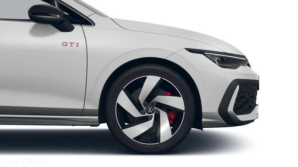 Volkswagen Golf - 8