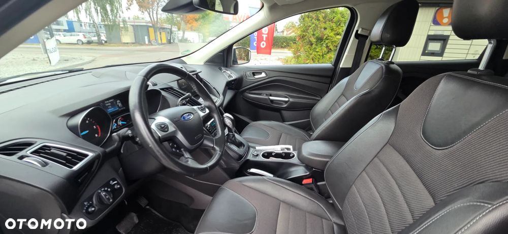 Ford Kuga 2.0 TDCi 4x4 Titanium - 33