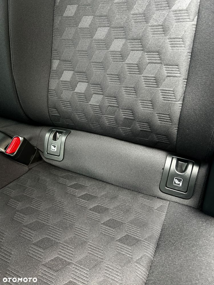Toyota Yaris Hybrid 1.5 Style - 16